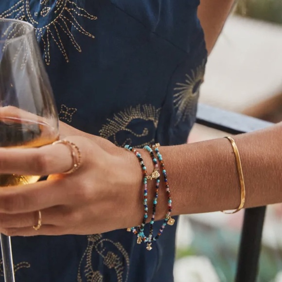 Kendra Scott Herringbone Chain Bracelet in 18k Yellow Gold Vermeil - Picture 3 of 12